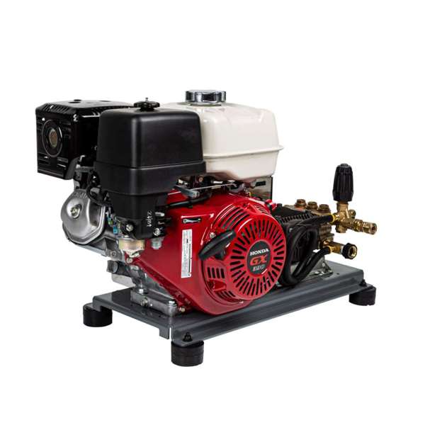 5.2 gpm 3200 psi Pressure Washer KEY START Skid Mounted Cold Comet Pump